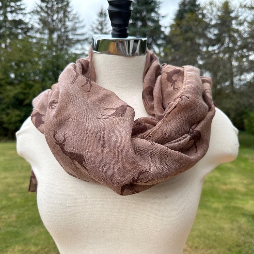 Joy Susan Wide Gauze Scarf Brown Deer Elk Border - Picture 7 of 8